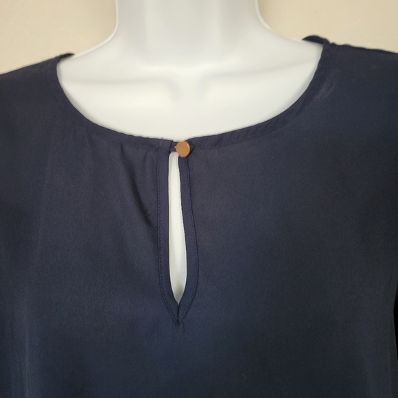 Forever21 Navy Blue Long Sleeve Blouse Chiffon Keyhole Button Front Small Dressy - Picture 2 of 6